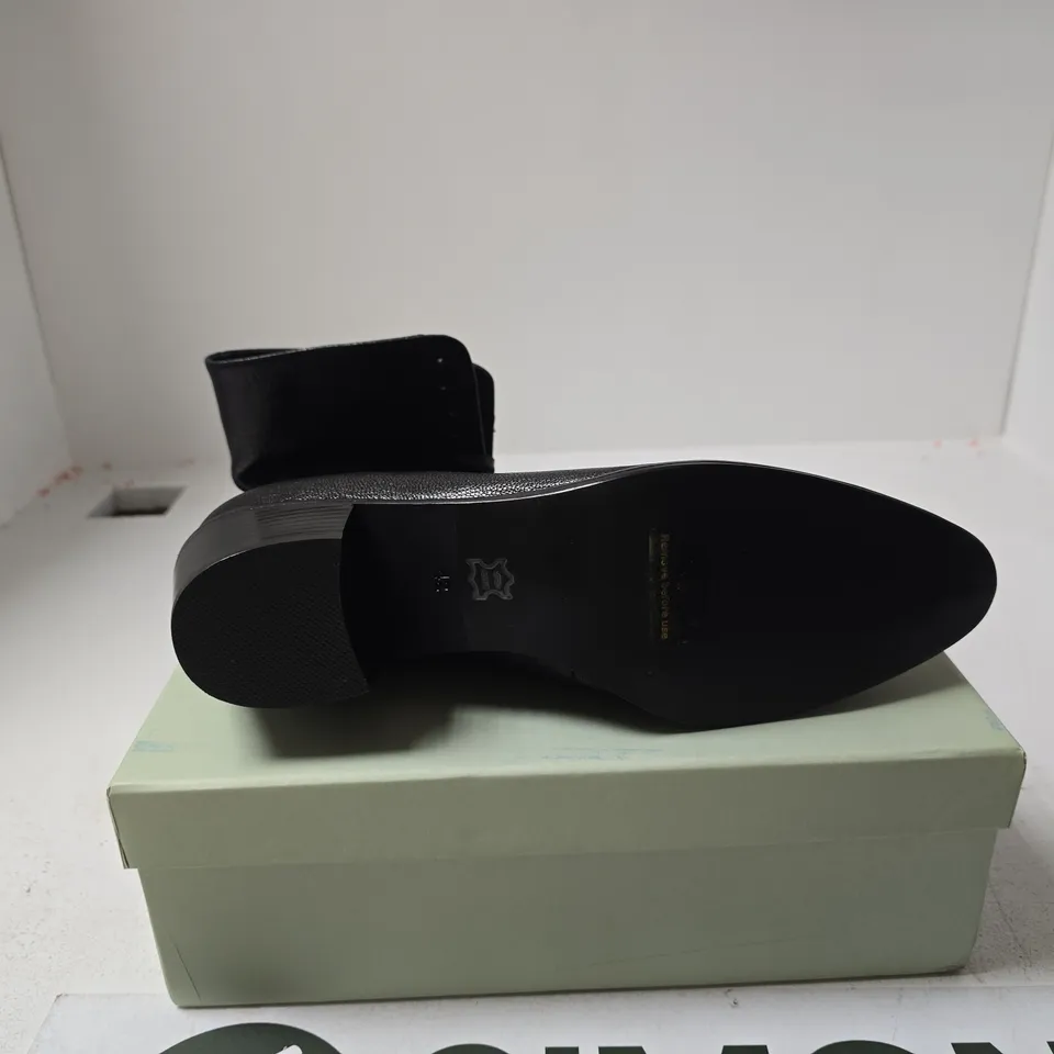 MEMERY ALICE BLACK BOOTS UK 9 BOXED