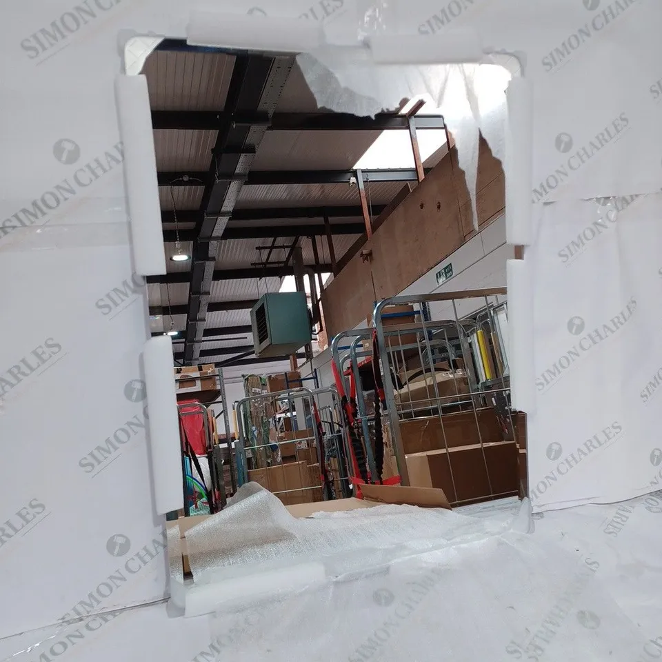 CUBICO BELLA RECTANGLE MIRROR // SIZE: 450 X 600MM - COLLECTION ONLY