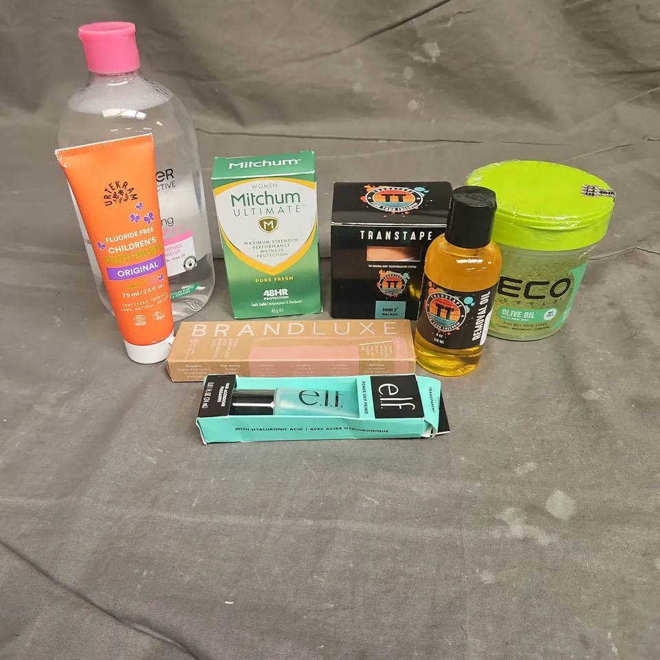 APPROXIMATEY 20 HEALTH AND BEAUTY PRODUCTS TO INCLUDE - TRANSTAPE - ELF POWER GRIP PRIMER - MITCHUM DEODORANT - ETC