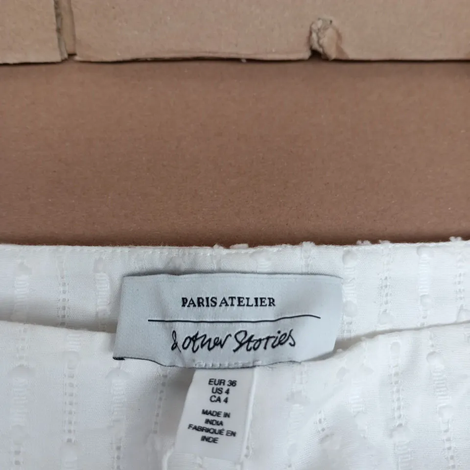 WHITE TEXTURED DRESS – PARIS ATELIER LABEL (UK 8 / EUR 36) TAGGED