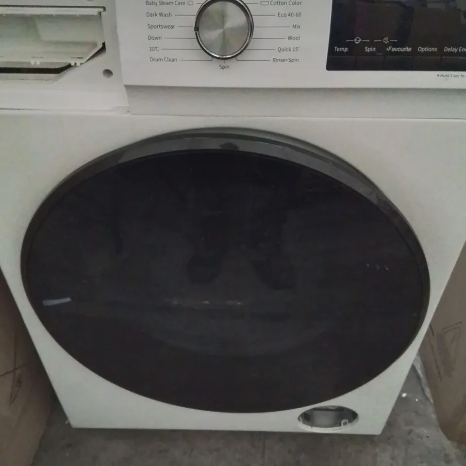 HISENSE 9KG STEAM INVERTER 1400 SPIN WASHING MACHINE IN WHITE 