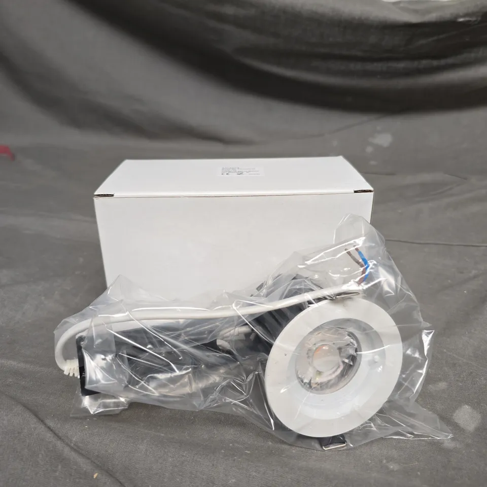 BOX OF APROX 20 ASSORTED ADVANCE 10 W DOWNLIGHTS 