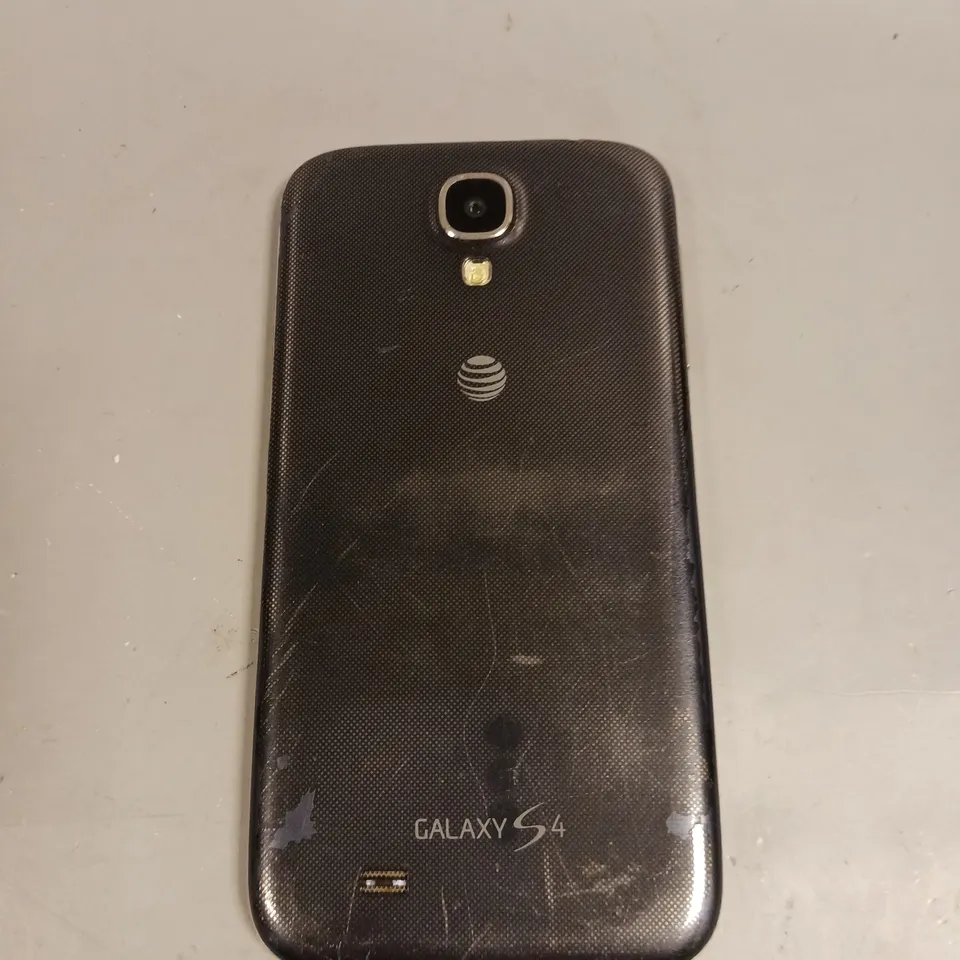 SAMSUNG GALAXY S4 SMARTPHONE 