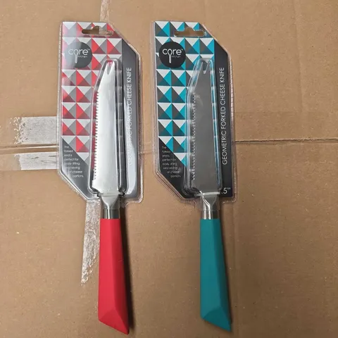 APPROXIMATELY 13 CORE KITCHEN GEOMETRIC FORKED CHEESE KNIVES 4.5" BLADE 2 COLOURS