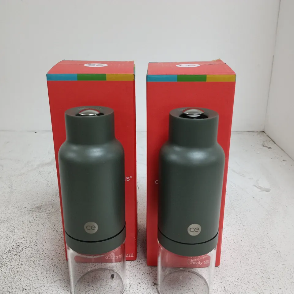 COOKS ESSENTIALS SET OF TWO GRAVITY MILLS