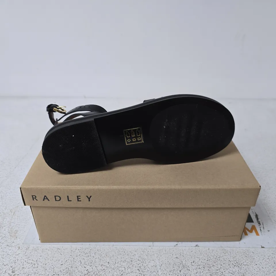 RADLEY FORE STREET LADIES BLACK UK 6 BOXED