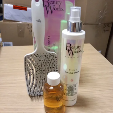 BOXED BEAUTY WORKS STYLING HEROES GIFT SET