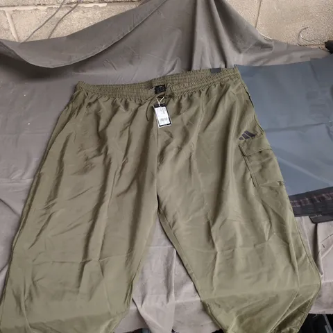 ADIDAS OLIVE GREEN CARGO JOGGERS – MEN'S 4XL