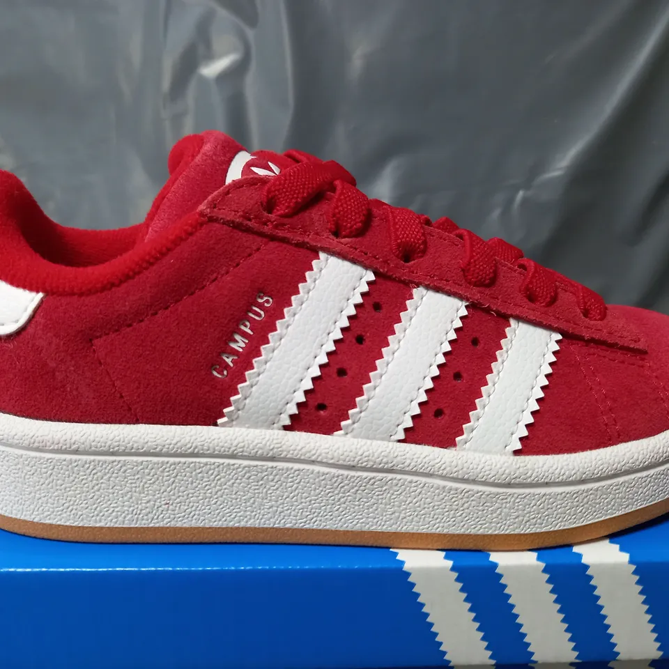 BOXED PAIR OF ADIDAS CAMPUS 00s IN RED/WHITE - JUNIOR SIZE 11K