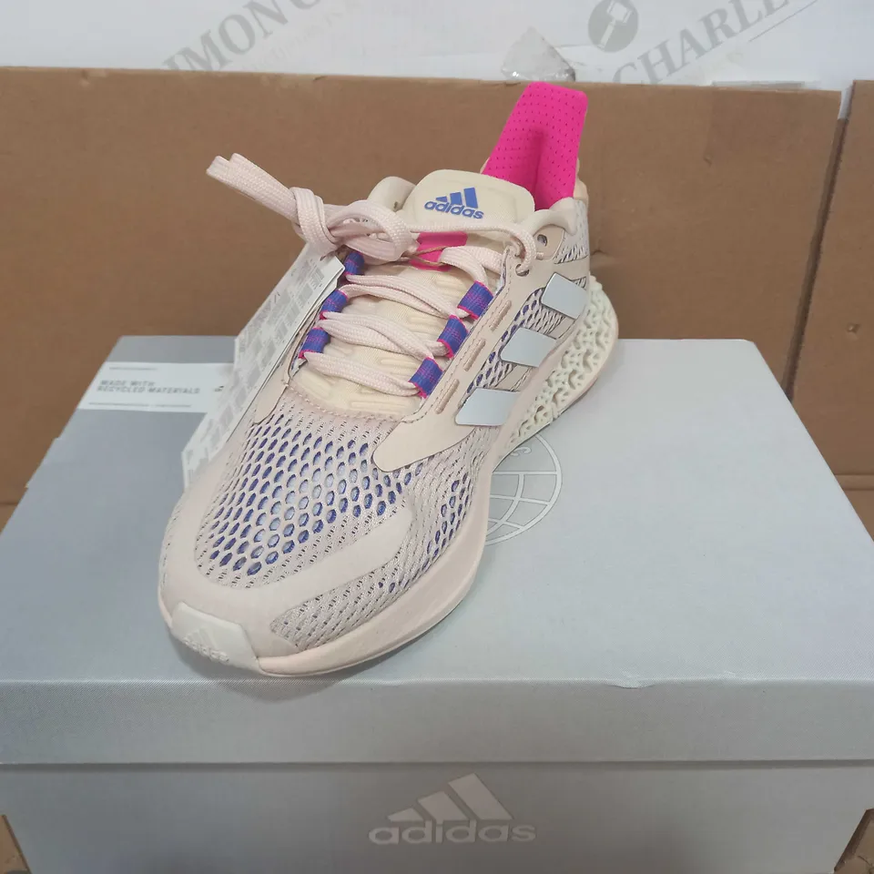 BOXED PAIR OF ADIDAS TRAINERS IN BEIGE/BLUE/PINK UK SIZE 4