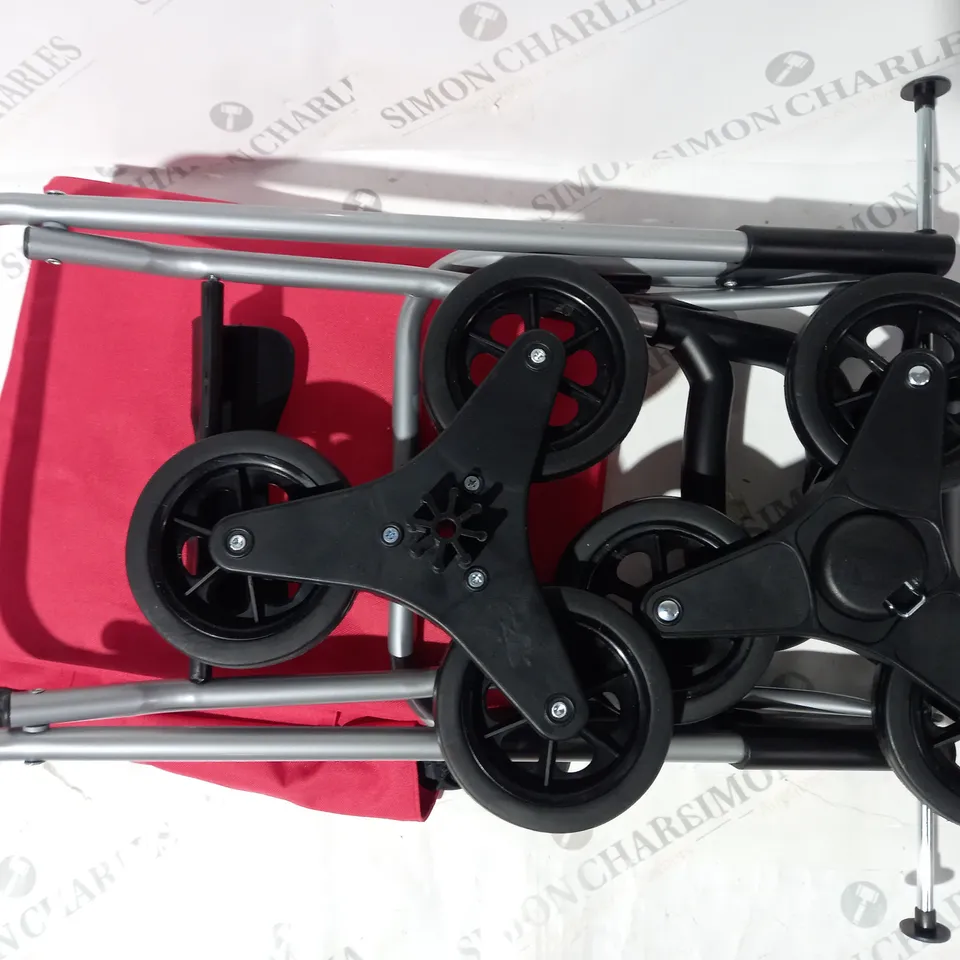 BOXED OUTLET LOCK 'N LOCK INSULATED SHOPPING TROLLEY IN RED