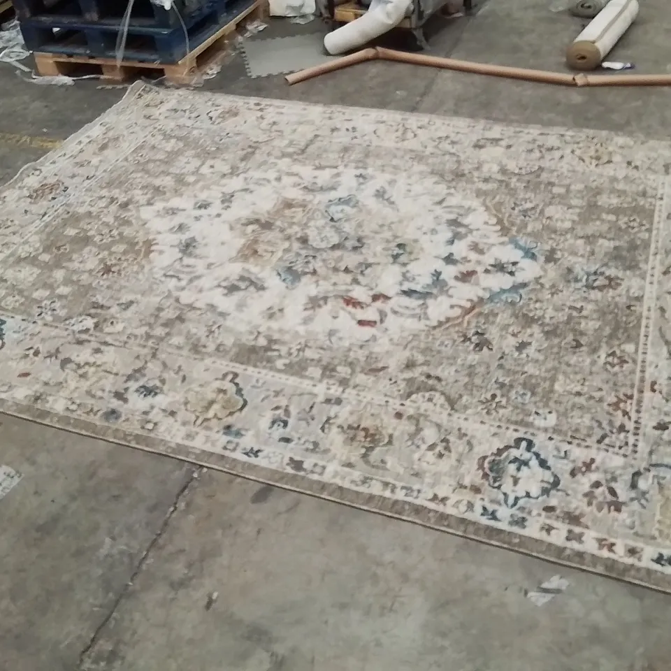 QUALITY DESIGNER AREA RUG - APPROXIMATELY 320X230CM