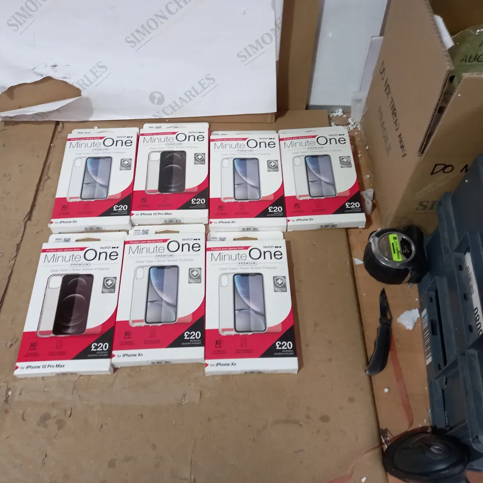 LOT OF 7 TECH 21 MINUTE ONE CLEAR IPHONE XR, IPHONE 12 PRO MAX CASES