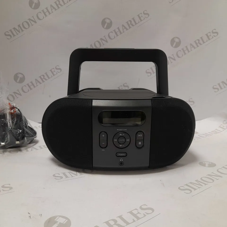TECH CD BOOMBOX 3.5MM
