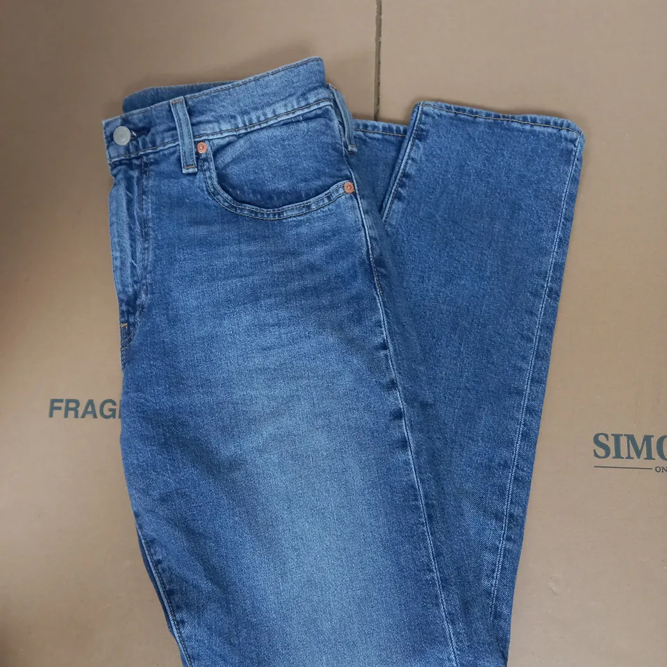 LEVIS 512 SLIM TAPER STRETCH JEANS IN BLUE DENIM SIZE W32