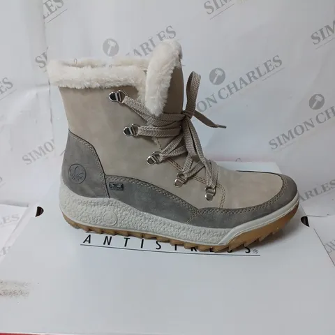 BOXED RIEKER ANTISTRESS WARM HIKING BOOTS, CREAM - SIZE 6.5