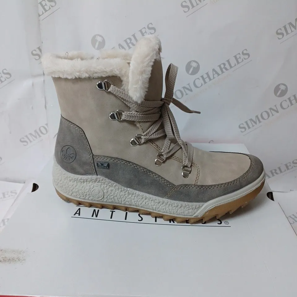 BOXED RIEKER ANTISTRESS WARM HIKING BOOTS, CREAM - SIZE 6.5