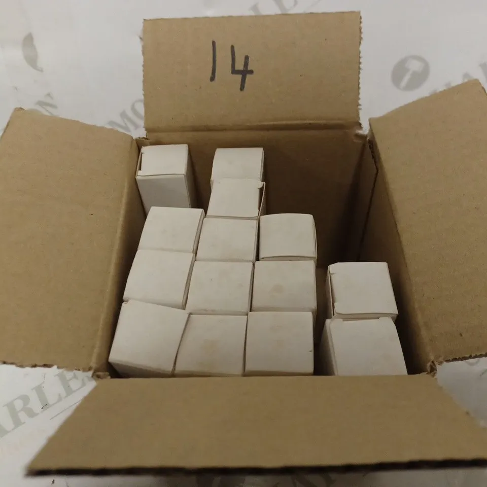 LOT OF APPROXIMATELY 14 GIVENCHY SATIN LIPSTICK IN 01 ONLY BEIGE