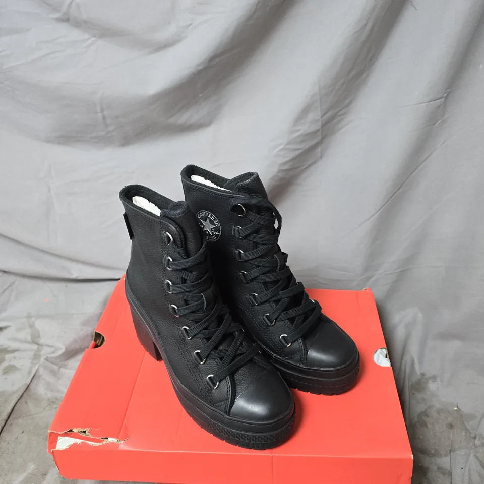 CONVERSE CHUCK TAYLOR ALL STAR LEATHER HIGH-TOP BOOT – BLACK SIZE UNISEX 4 (MENS 4, WOMENS 6)