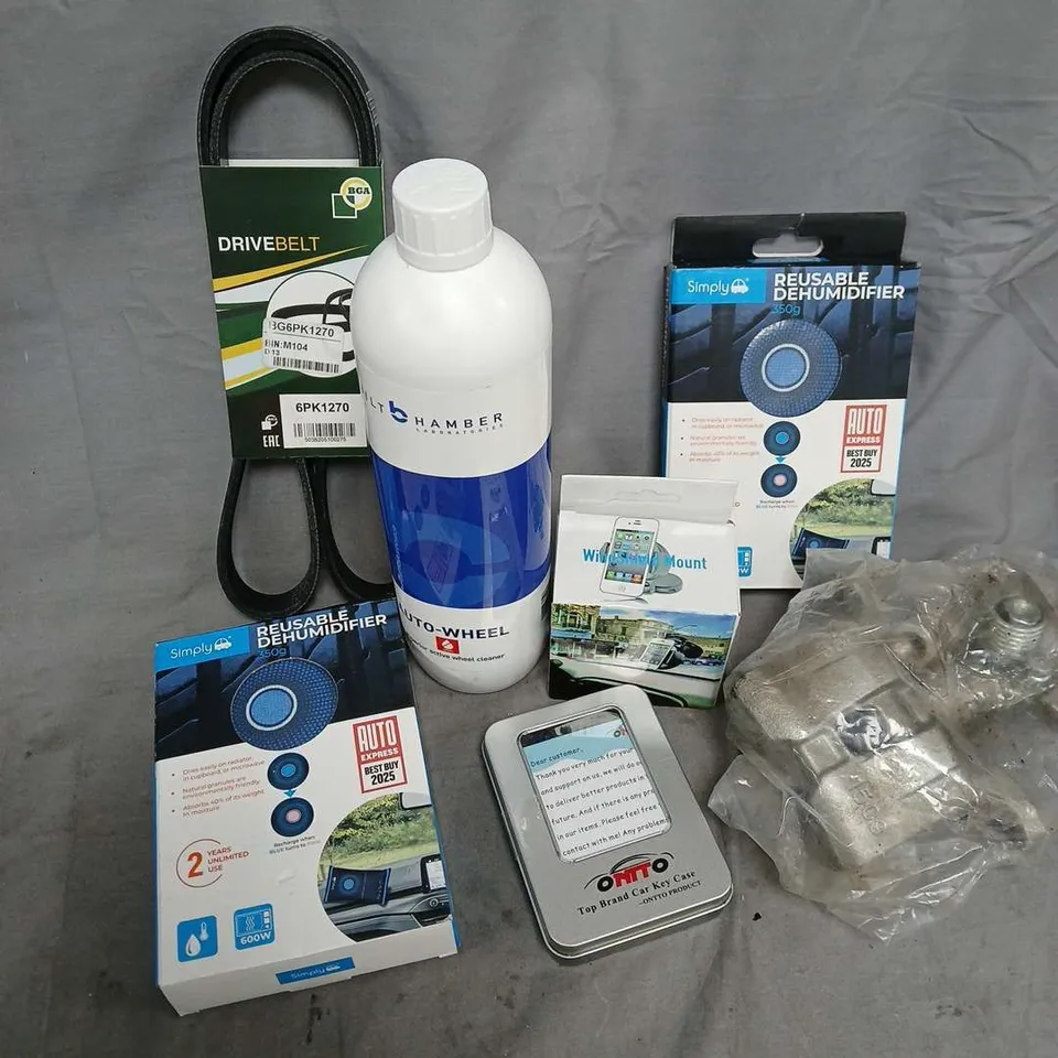 APPROXIMATELY 8 ASSORTED VEHICLE PARTS & ACCESORIES TO INCLUDE SIMPLY REUSABLE DEHUMIDIFIER, DRIVEBELT, BILT HAMBER AUTO-WHEEL CLEANER, ETC - COLLECTION ONLY
