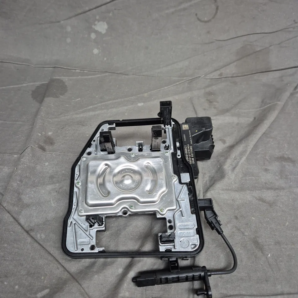 CAR DOOR LOCK ACTUATOR ASSEMBLY – VEHICLE PART