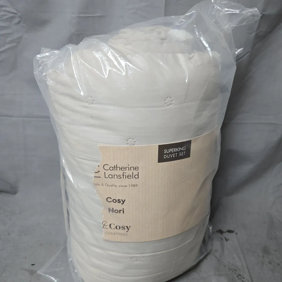 CATHERINE LANSFIELD COSY NORI SHERPA DUVET COVER SET - SUPER SUPER KING