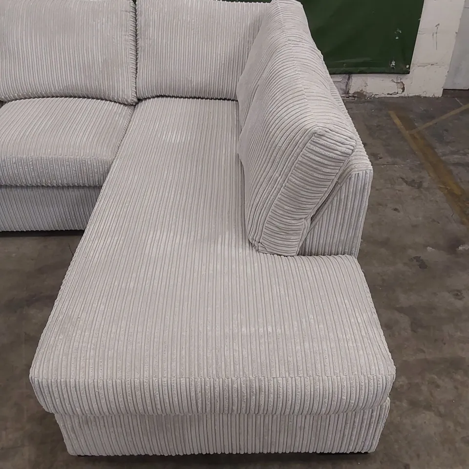 DESIGNER AMALFI STANDARD FABRIC UPHOLSTERED CORNER CHAISE SOFA