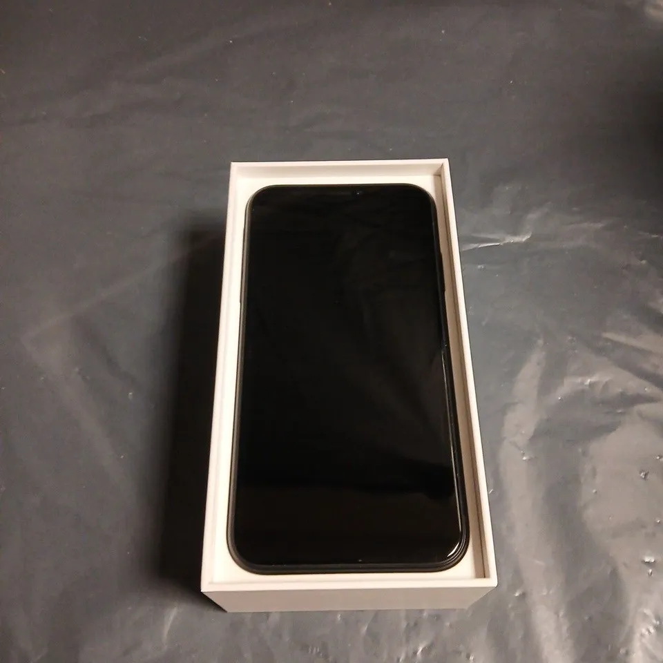 APPLE IPHONE XS BLACK– BOXED 
