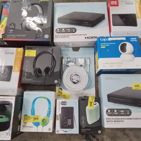 PALLET OF ASSORTED TECH ITEMS TO INCLUDE BLACKWEB GAMING SPEAKERS, SHARPMICRO SYSTEM, DVD PLAYERS AND BLUETOOTH SPEAKERS