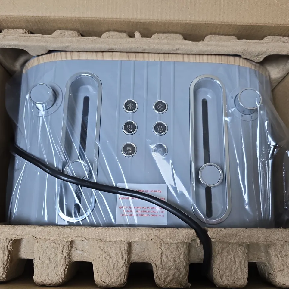 BOXED HOME 4-SLICE GREY & WOOD EFFECT TOASTER