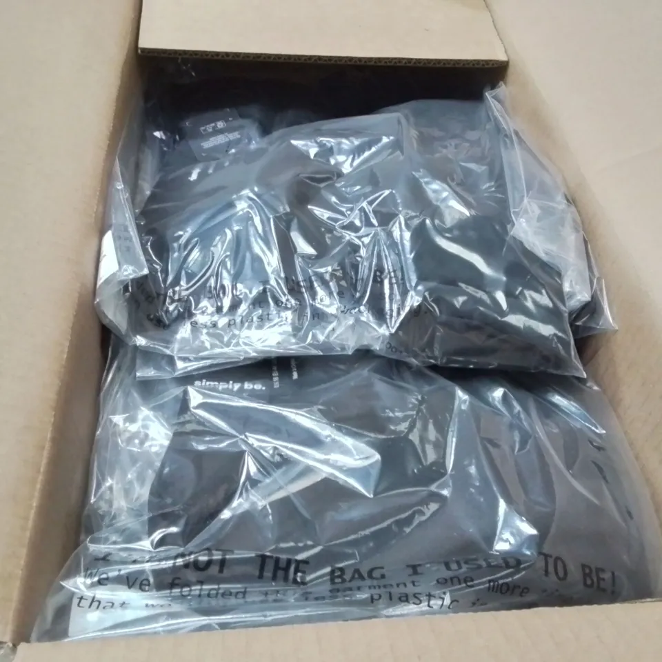 BOXED BRAND NEW APPROXIMATELY 20 SIMPLY BE SPORTS TOP BLACK SIZE 16