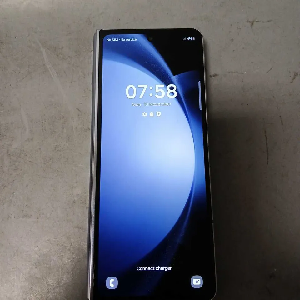 SAMSUNG GALAXY Z FOLD 5