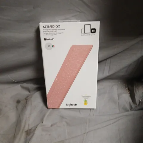 BOX OF APPROXI,ATELY 20 LOGITECH KEYS TO GO ASSORTED COLOURS 