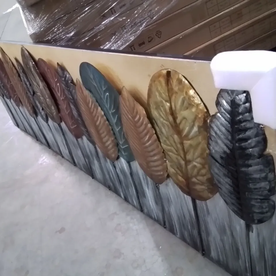AUTUMNAL LEAVES METAL WALL ART SCULPTURE 