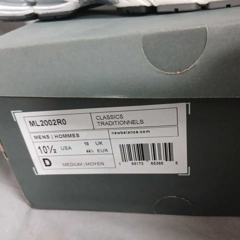 NEW BALANCE ML2002RO 2002R SNEAKERS – MEN’S, US 10.5 / UK 10