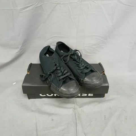 BOXED PAIR OF CONVERSE CHUCK TAYLOR ALL STAR LOW-TOP SNEAKERS, BLACK – MEN'S UK 8