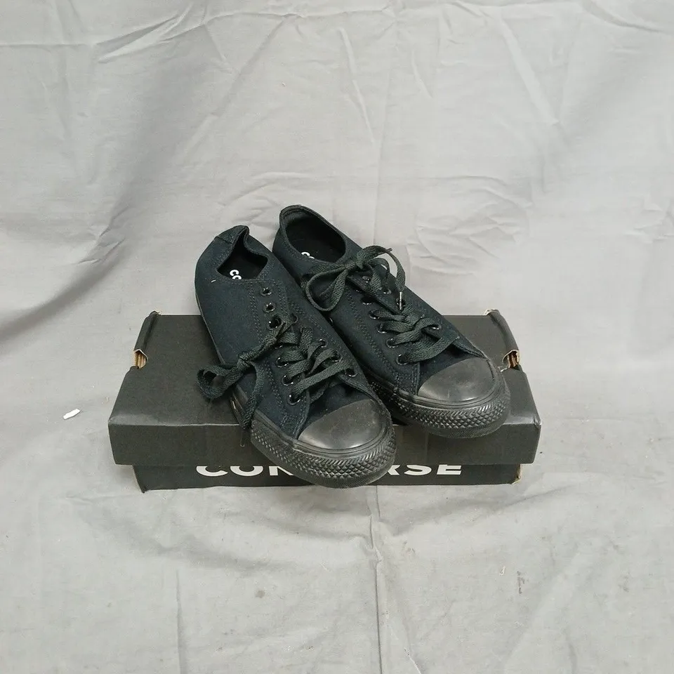 BOXED PAIR OF CONVERSE CHUCK TAYLOR ALL STAR LOW-TOP SNEAKERS, BLACK – MEN'S UK 8
