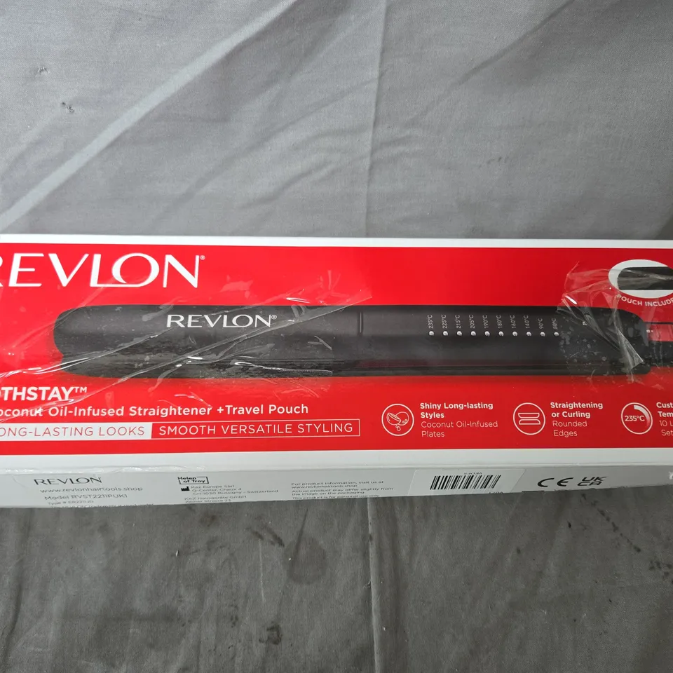 REVLON SMOOTHSTAY COCONUT OIL STRAIGHTENER