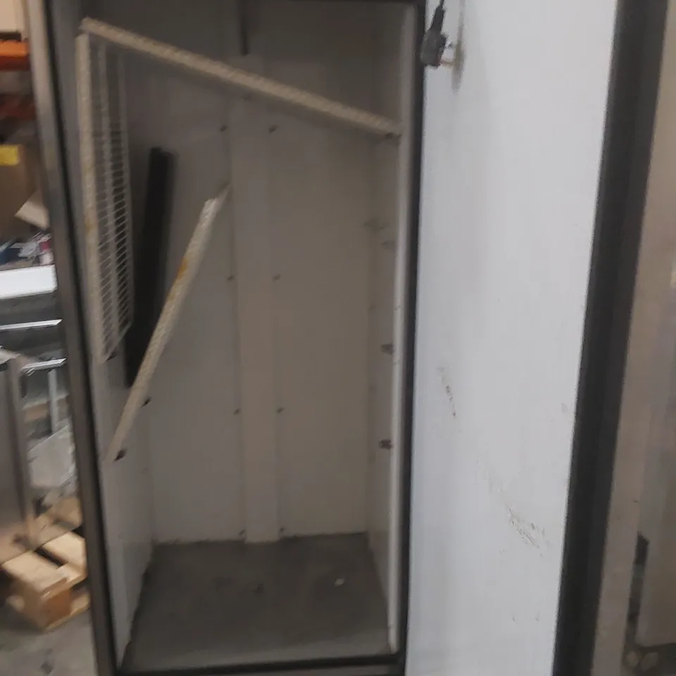 TRUE T-19E SINGLE DOOR COMMERCIAL REFRIGERATOR