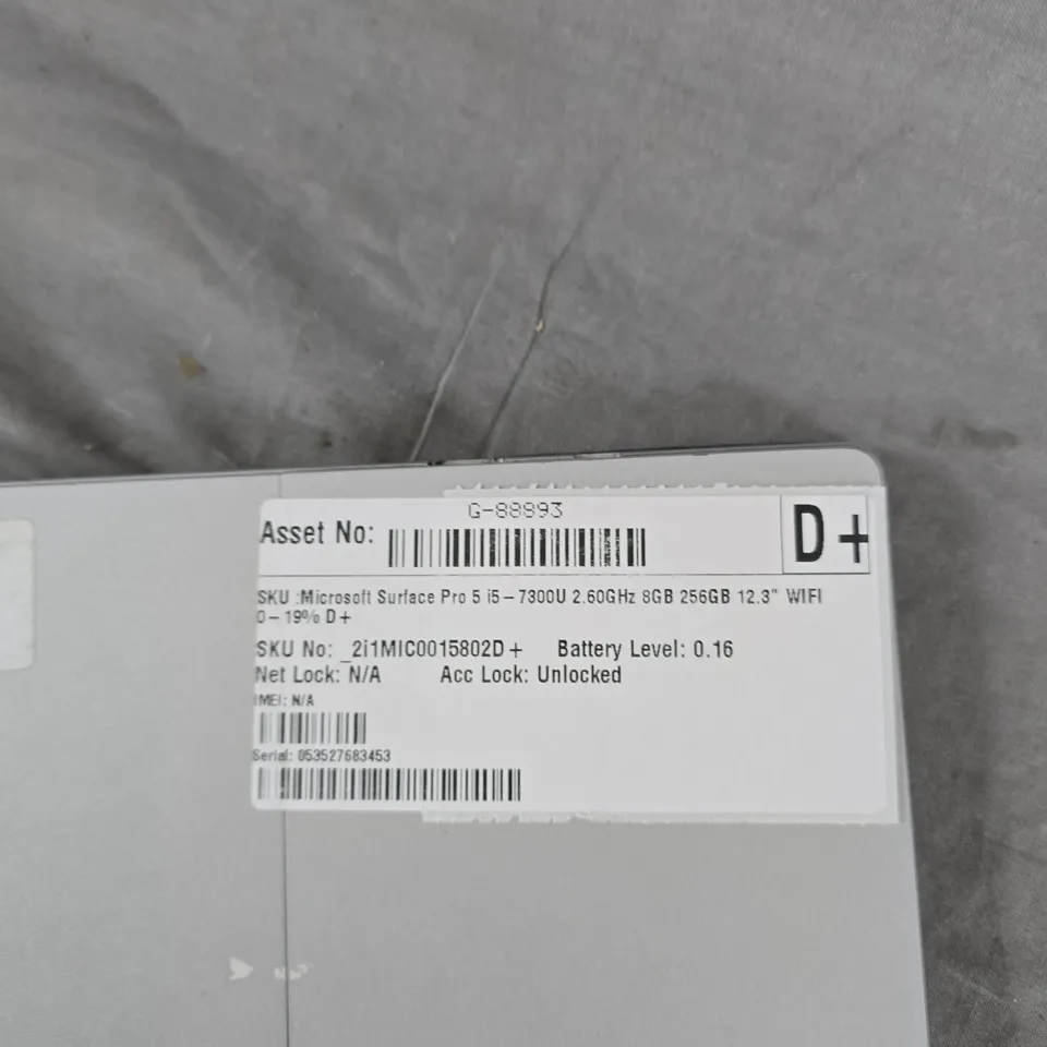 MICROSOFT SURFACE PRO 5 WITH KEYBOARD – I5, 8GB RAM, 256GB, 12.3" DISPLAY