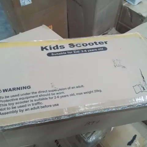 BOXED KIDS SCOOTER