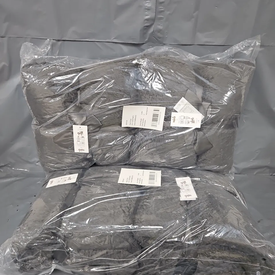 4 BAGGED DARK GREY TEDDY BLANKETS - 200CM X 220 CM