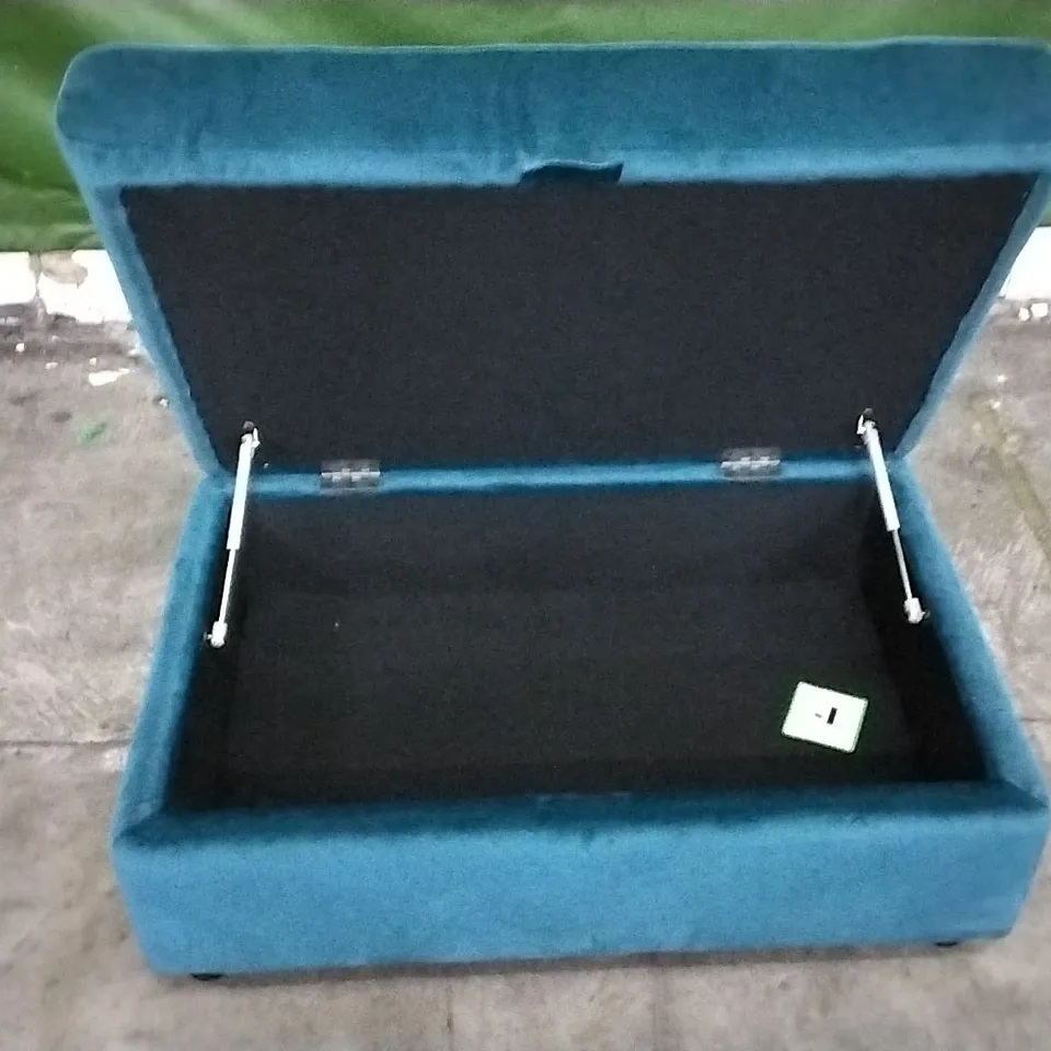 QUALITY DESIGNER TEAL LARGE STORAGE FOOTSTOOL