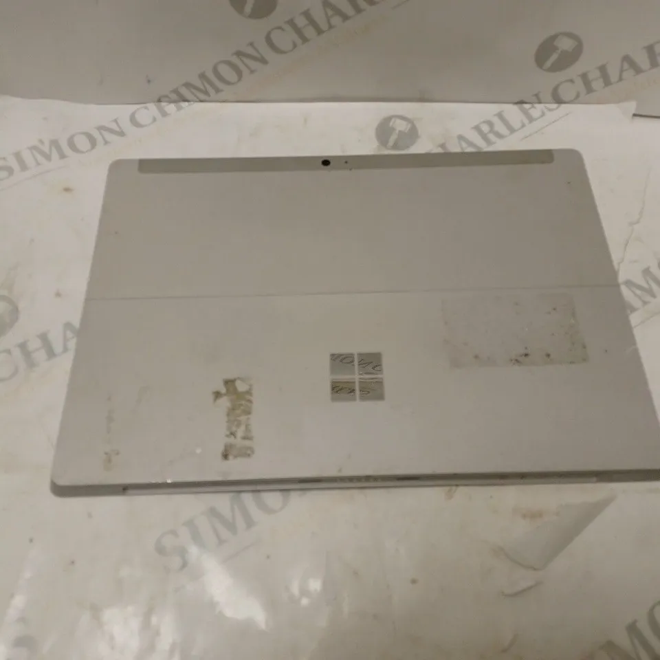 MICROSOFT SURFACE PRO IN SILVER 