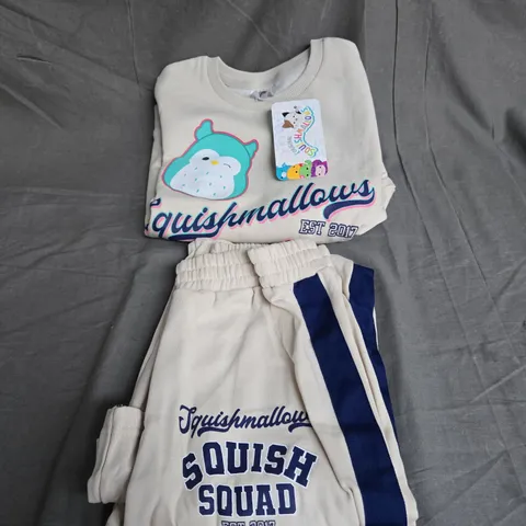 SQUISHMALLOW SWEATSET IN STONE SIZE 10-11YRS