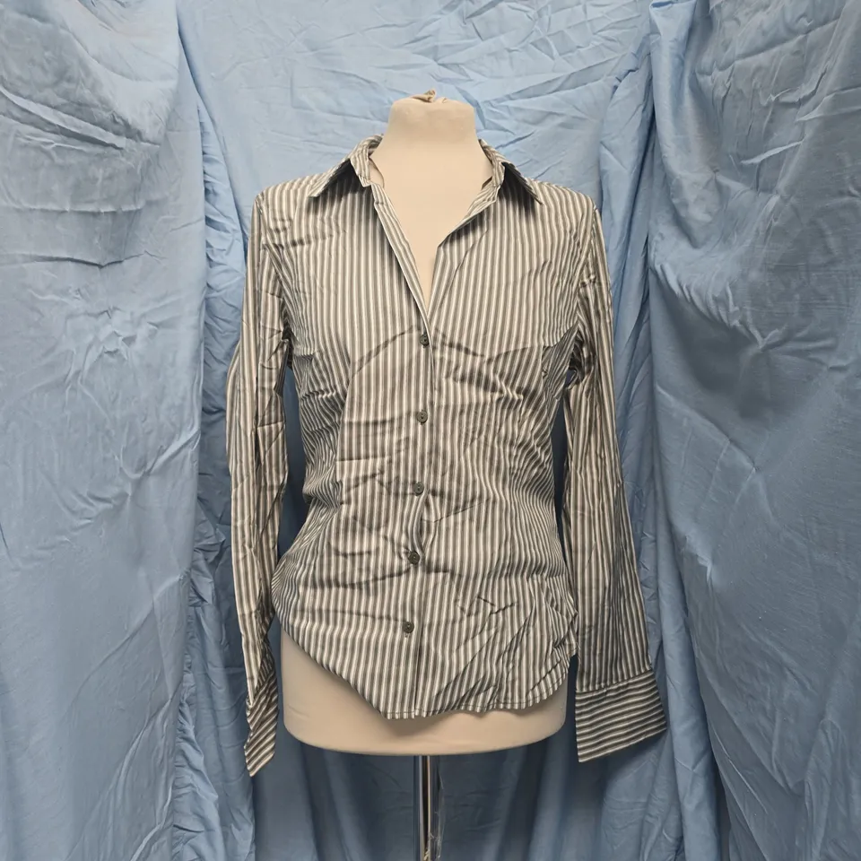 STRADIVARIUS LONG SLEEVE BUTTON-UP SHIRT IN GREEN STRIPE SIZE LARGE