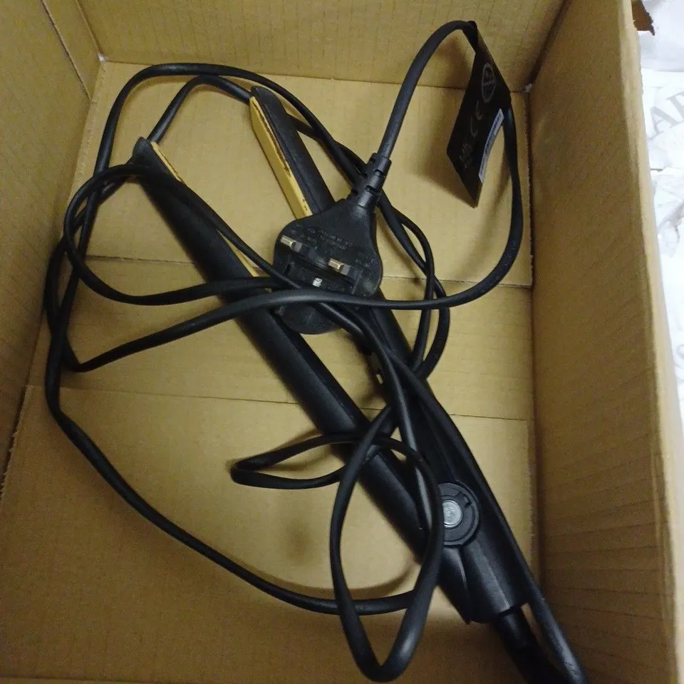 GHD HAIR STRAIGHTENERS