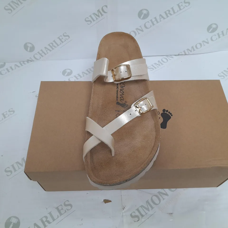 BONOVA GERMAN BIO INNOVATION SANDLES GOLD STRAP SIZE 40