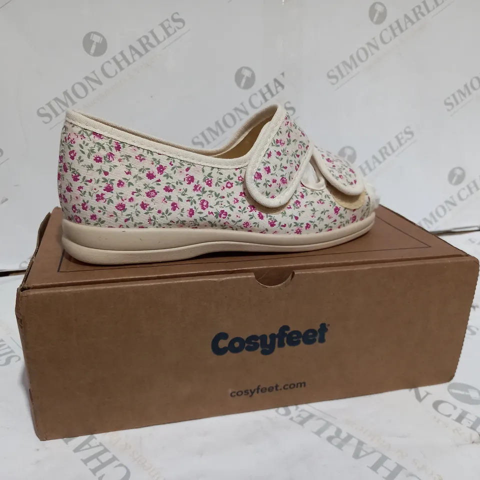 BOXED COSYFEET FLOWER PRINT SHOE - SIZE UK 3