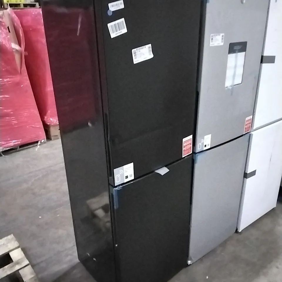 HOOVER HOCT3L517EBK FREESTANDING FRIDGE FREEZER BLACK - UNPROCESSED RAW RETURN